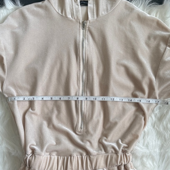 PrettyLittleThing Velour Hooded Romper – Beige Lounge Playsuit - Picture 5 of 8